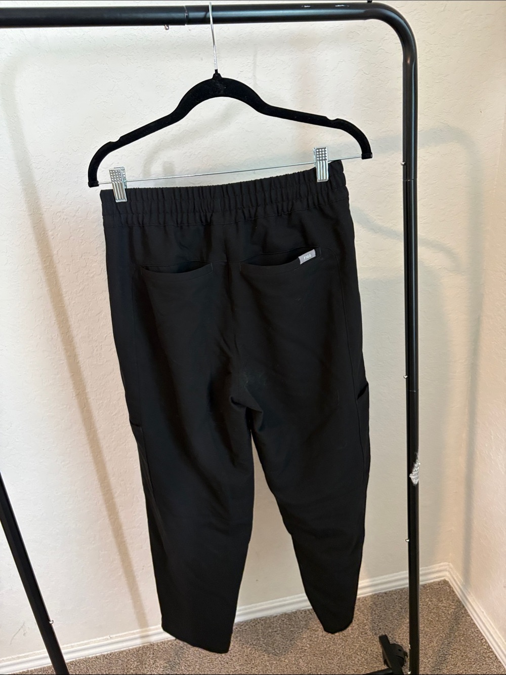 Figs Scrub Gray Drawstrings - Picture 5 of 6